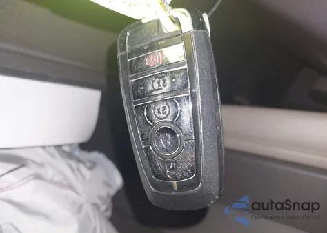 2020 Lincoln Corsair Standard z USA, uszkodzony, nr VIN 5LMCJ1C92LUL15737